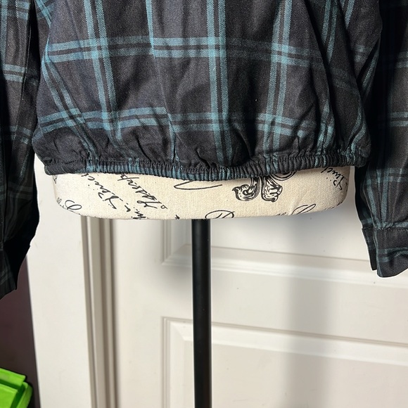 Madewell XS shirt high low - Picture 3 of 6